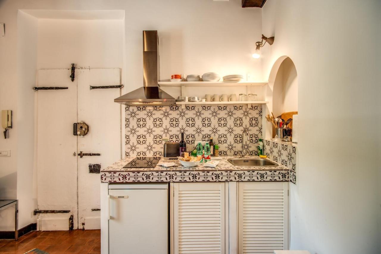 Lovely Flat In The Heart Of Trastevere Рим Экстерьер фото